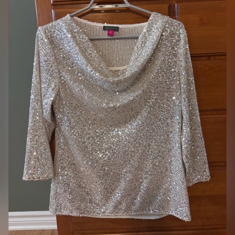 Vince Camuto *NEW* sparkle top